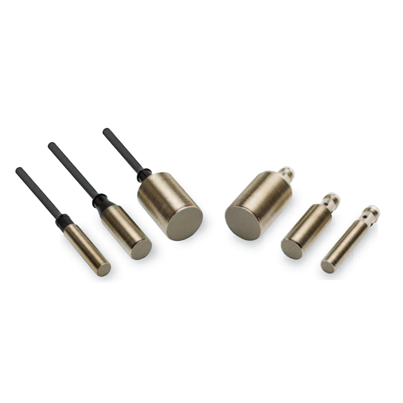OMRON 欧姆龙 全金属&长距离型 接近传感器 E2V-X8C1-M1