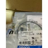 OMRON 欧姆龙 小径型接近传感器 E2E-S05S12-CJ-C1 0.3M OMS