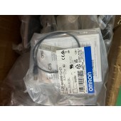OMRON 欧姆龙 小径型接近传感器 E2E-S04SR8-CJ-C1 0.3M OMS