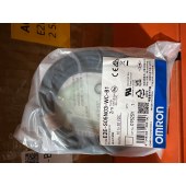 OMRON 欧姆龙 小径型接近传感器 E2E-S05N03-WC-B1 2M OMS