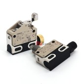 OMRON 欧姆龙 小型密封开关 D4E-2B20N