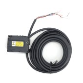 OMRON 欧姆龙 智能传感器内置放大器型激光传感器 ZX1-LD50A81 2M
